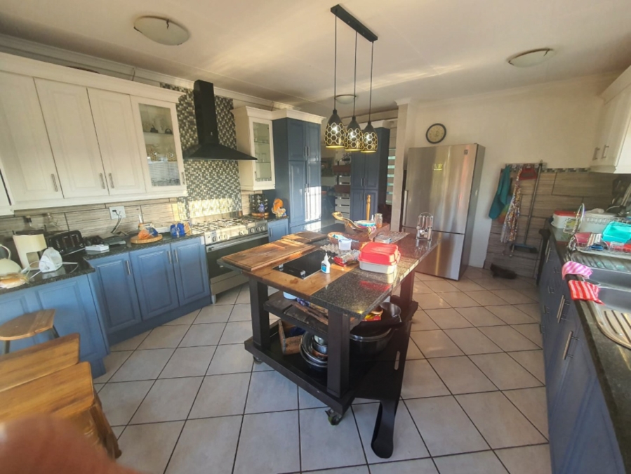 4 Bedroom Property for Sale in Haaskraal A H North West